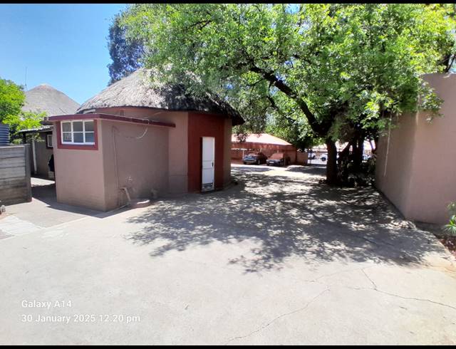 328M² OFFICE FOR SALE IN BO-DORP